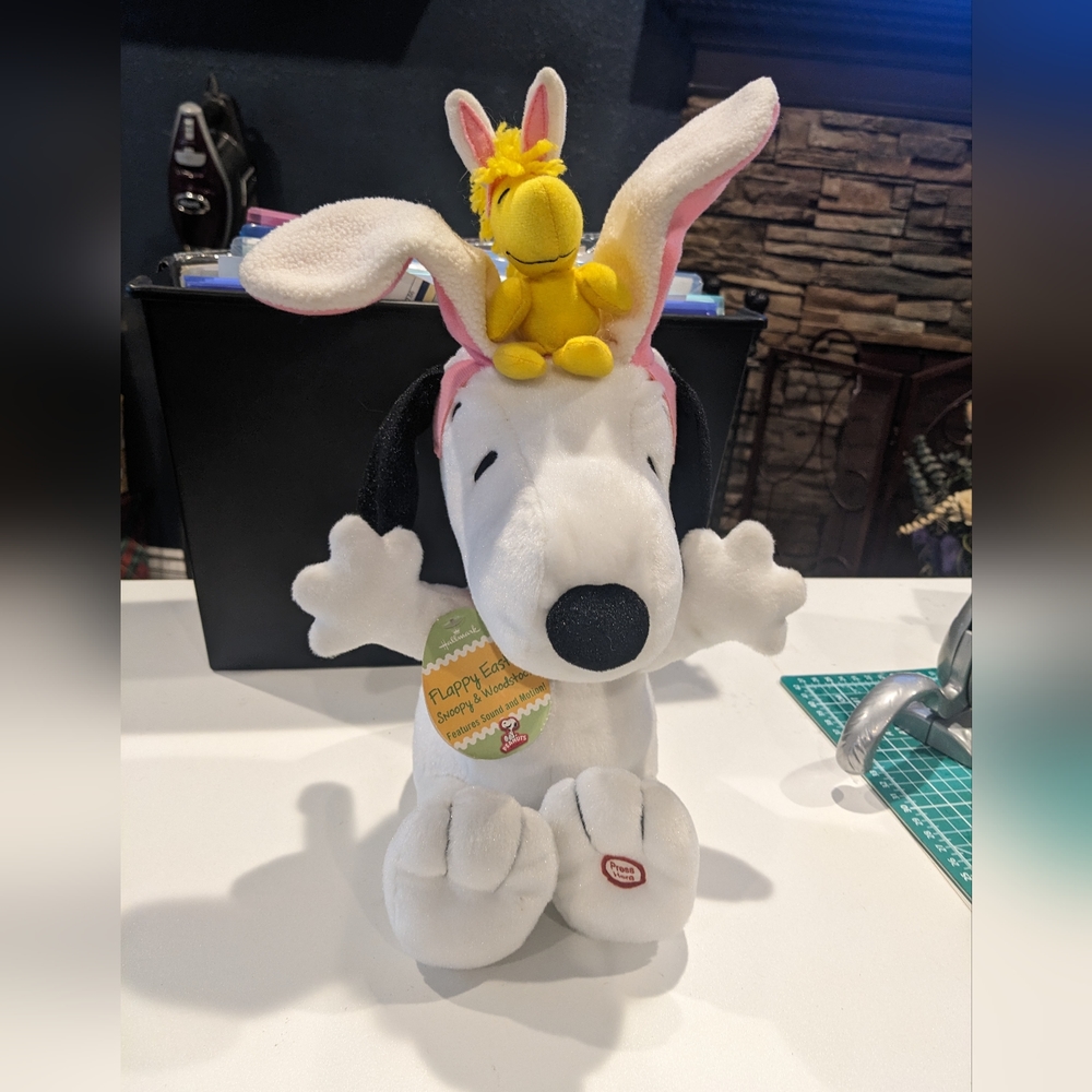Flappy Easter snoopy and woodstock with sound and motion